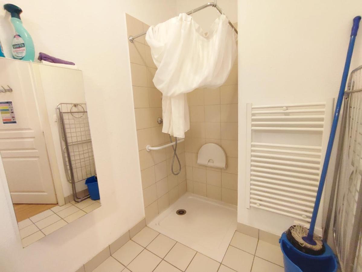 Pat 83, T2, Centre Luchon, Wifi, Casier A Skis, 4 Personnes Bagnères-de-Luchon Eksteriør bilde