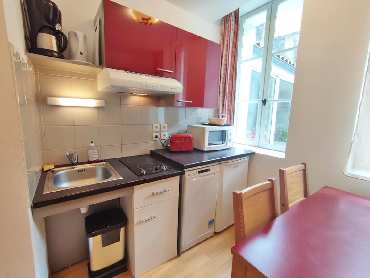 Pat 83, T2, Centre Luchon, Wifi, Casier A Skis, 4 Personnes Bagnères-de-Luchon Eksteriør bilde